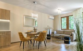Мarelis Luxe Port Apartment